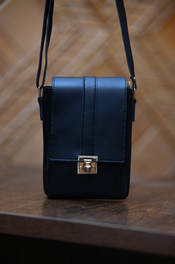 Blush Luxe Crossbody Bag Black